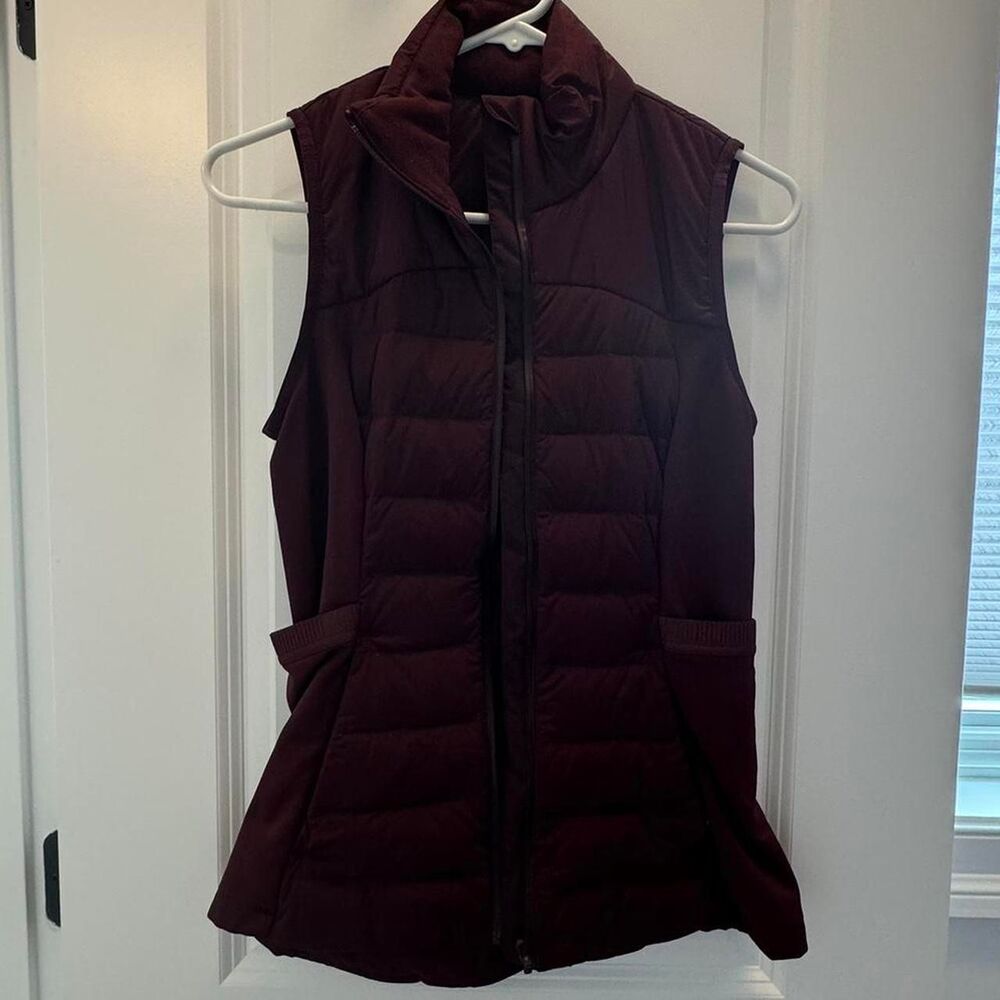 Lululemon Women's Burgundy and Brown Gilet